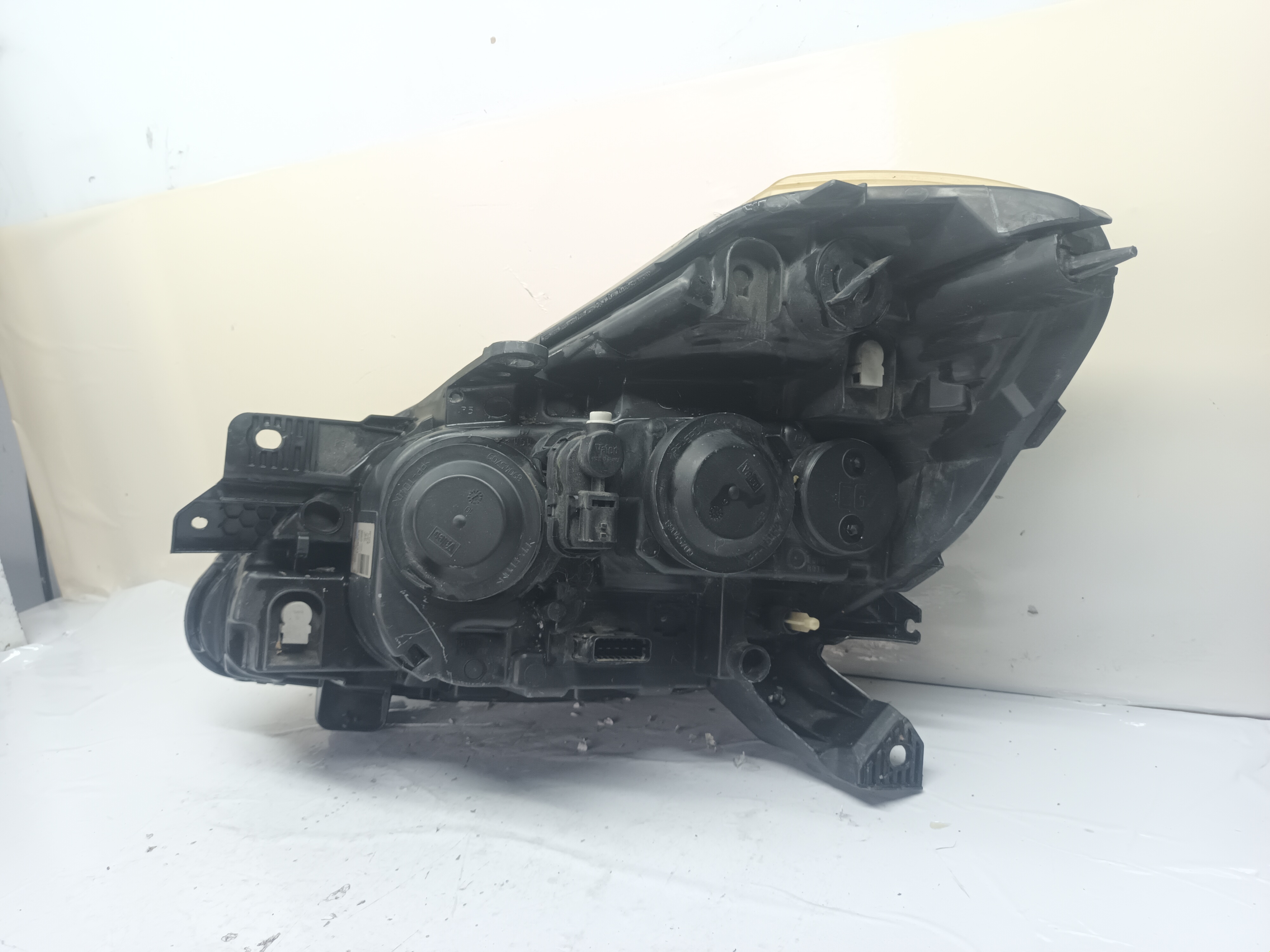 FARO DERECHO RENAULT CLIO III foto 2