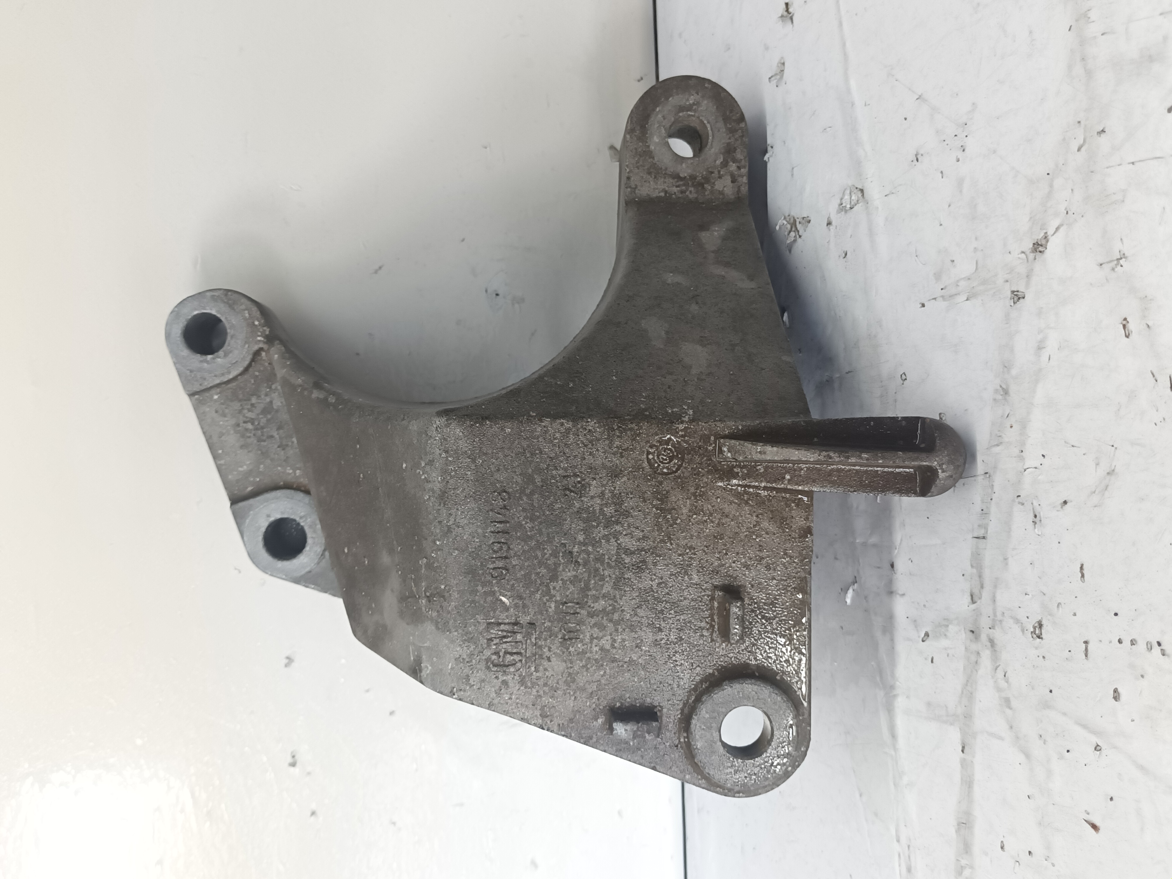 SOPORTE MOTOR OPEL VECTRA C BERLINA foto 4