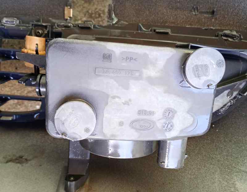 90580620 FARO ANTINIEBLA IZQUIERDO OPEL ZAFIRA A 24407174 FARO ANTINIEBLA IZQUIERDO 24407175 FARO ANTINIEBLA DERECHO - 90580631 REJILLA