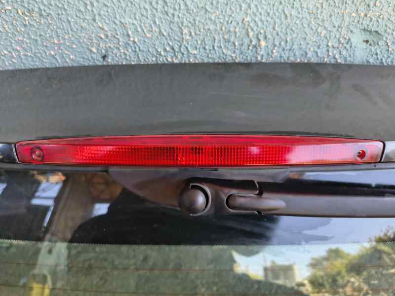LUZ CENTRAL DE FRENO SMART FORTWO COUPÉ II foto 2
