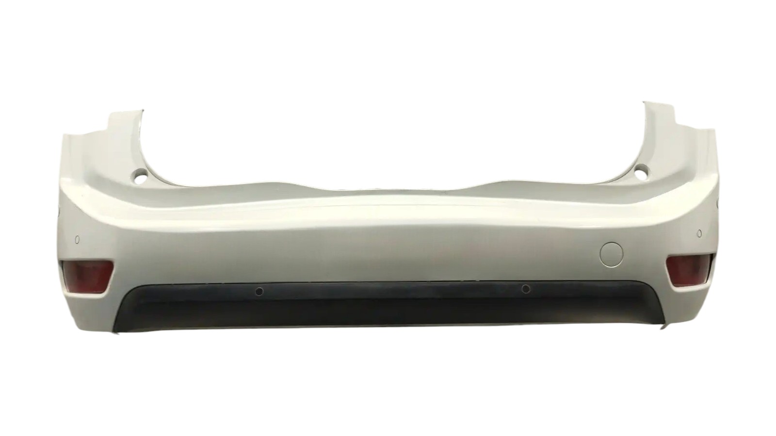 PARAGOLPES TRASERO