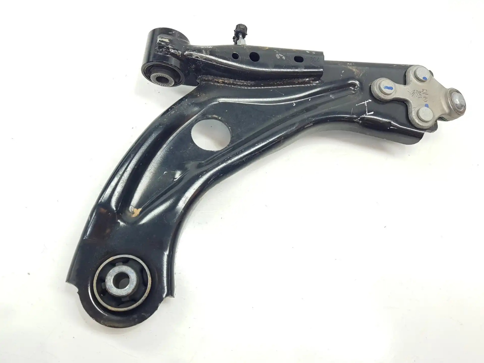 BRAZO SUSPENSION INFERIOR DELANTERO IZQUIERDO