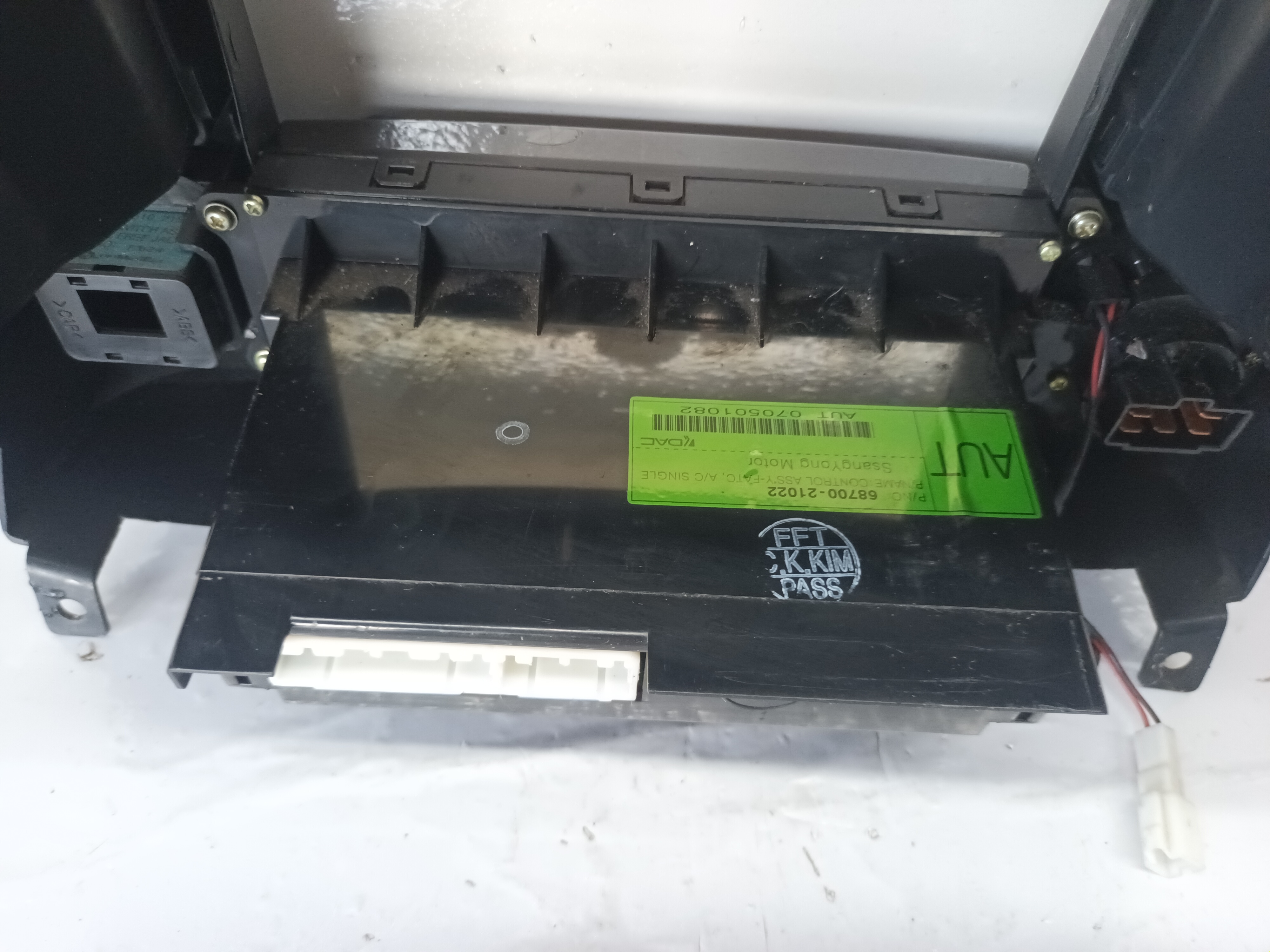 MANDO CLIMATIZADOR SSANGYONG RODIUS foto 3