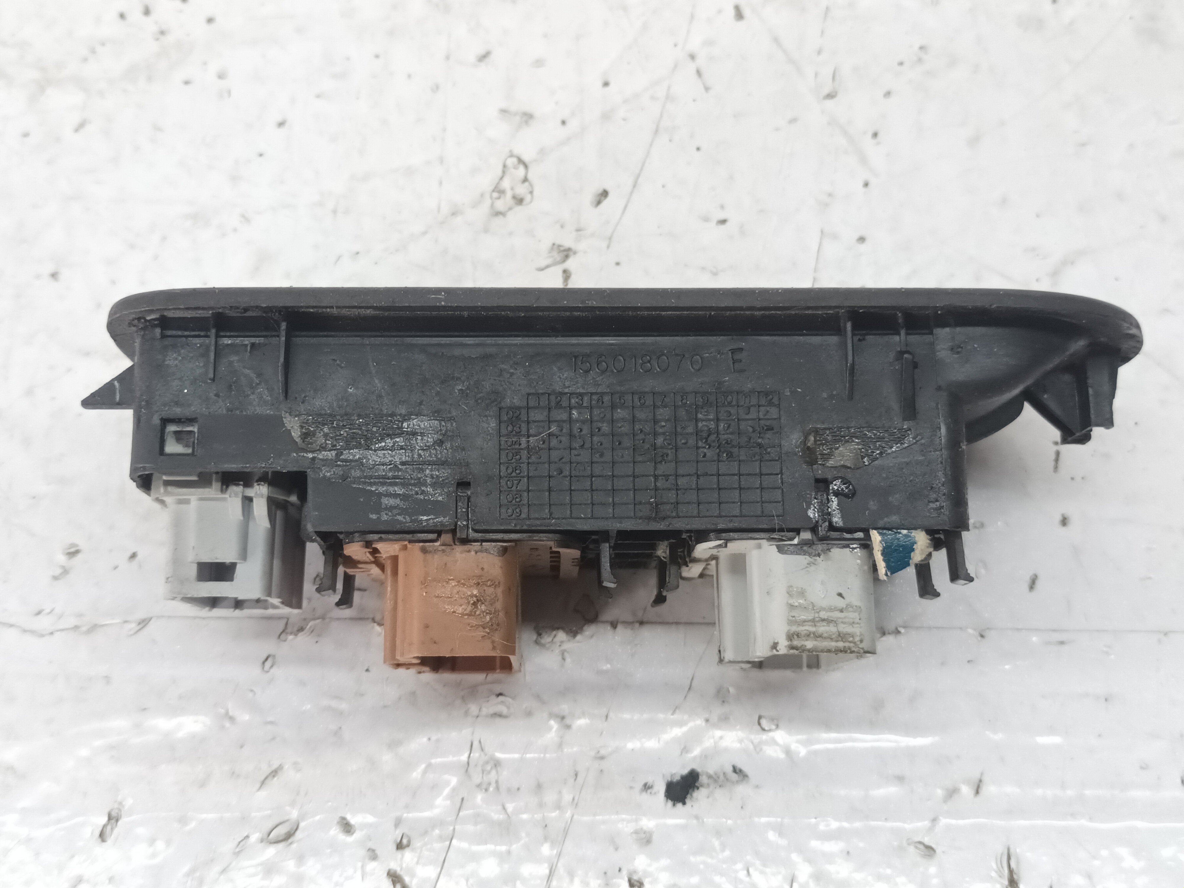 MANDO ELEVALUNAS DELANTERO IZQUIERDO RENAULT MEGANE II BERLINA 5P foto 4