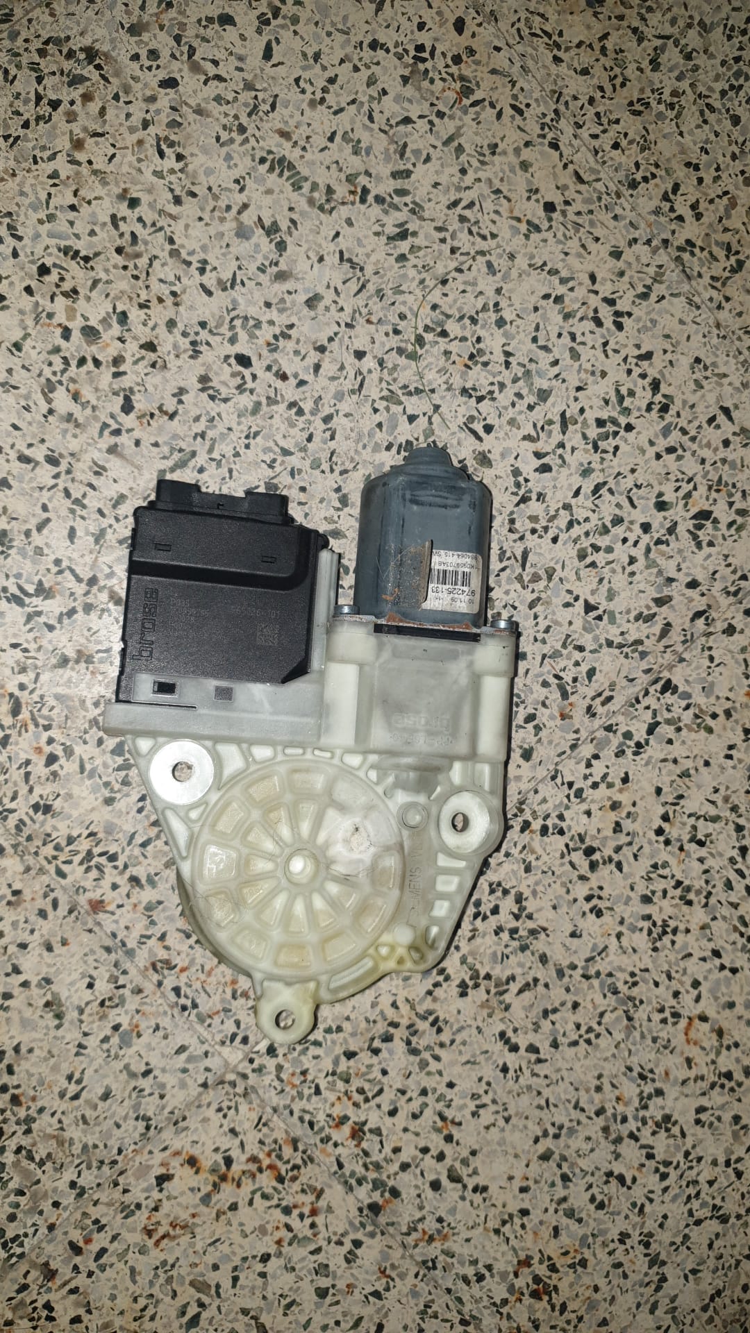 MOTOR ELEVALUNAS TRASERO IZQUIERDO
