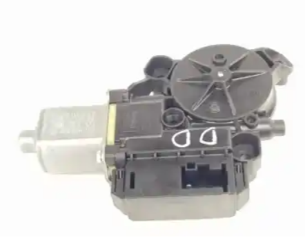 MOTOR ELEVALUNAS DELANTERO DERECHO VOLKSWAGEN POLO (6R1) foto 3